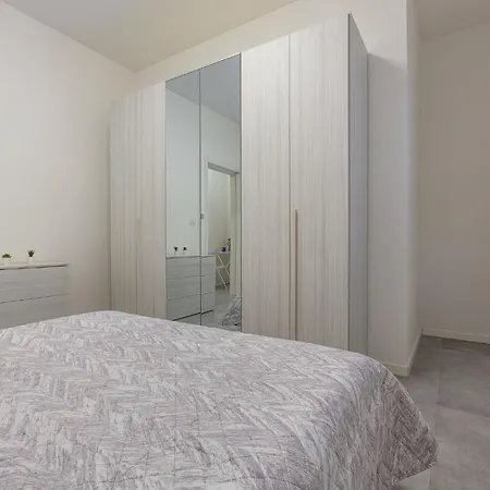 Appartement Borgo Panigale Viola *
